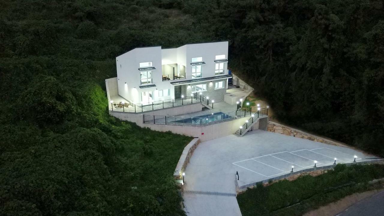 남해 어느날 펜션 외부 사진